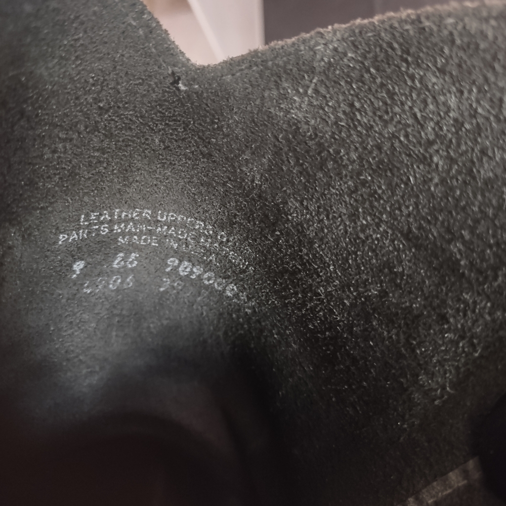 Black Leather Boots - Picture 9 of 9